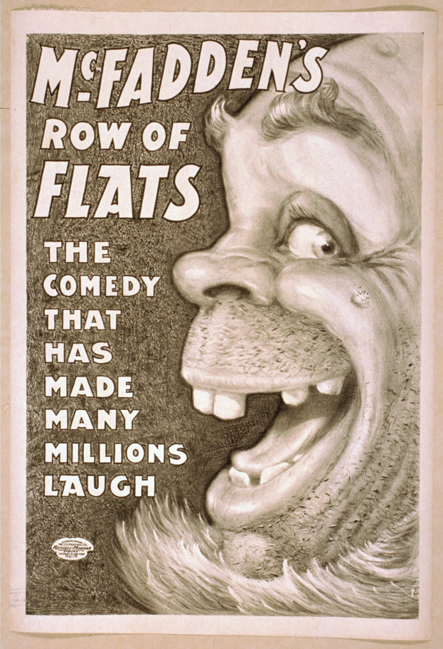 Plakat einer lachenden Person mit wilden Haaren auf gelbem Hintergrund, mit dem Text "McFadden's Row of Flats: Die Comedy, die viele Millionen zum Lachen gebracht hat."