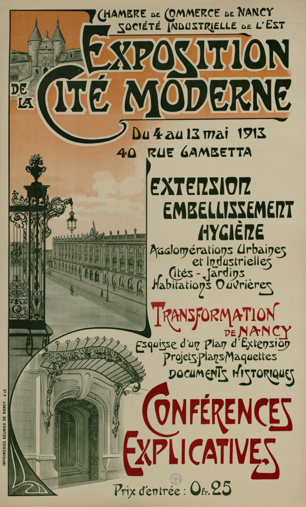 Ein Plakat, das eine Ausstellung in Cite Moderne ankündigt, zeigt ein Gebäude, ein Tor und einen bewölkten Himmel mit Textangaben zur Ausstellung.