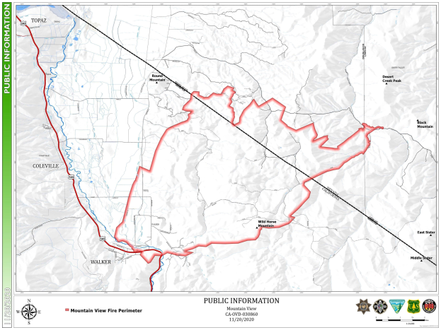 Detailierte Posterkarte einer geplanten Wanderroute mit Wegbeschreibung, Sehenswürdigkeiten, Text und Logos.