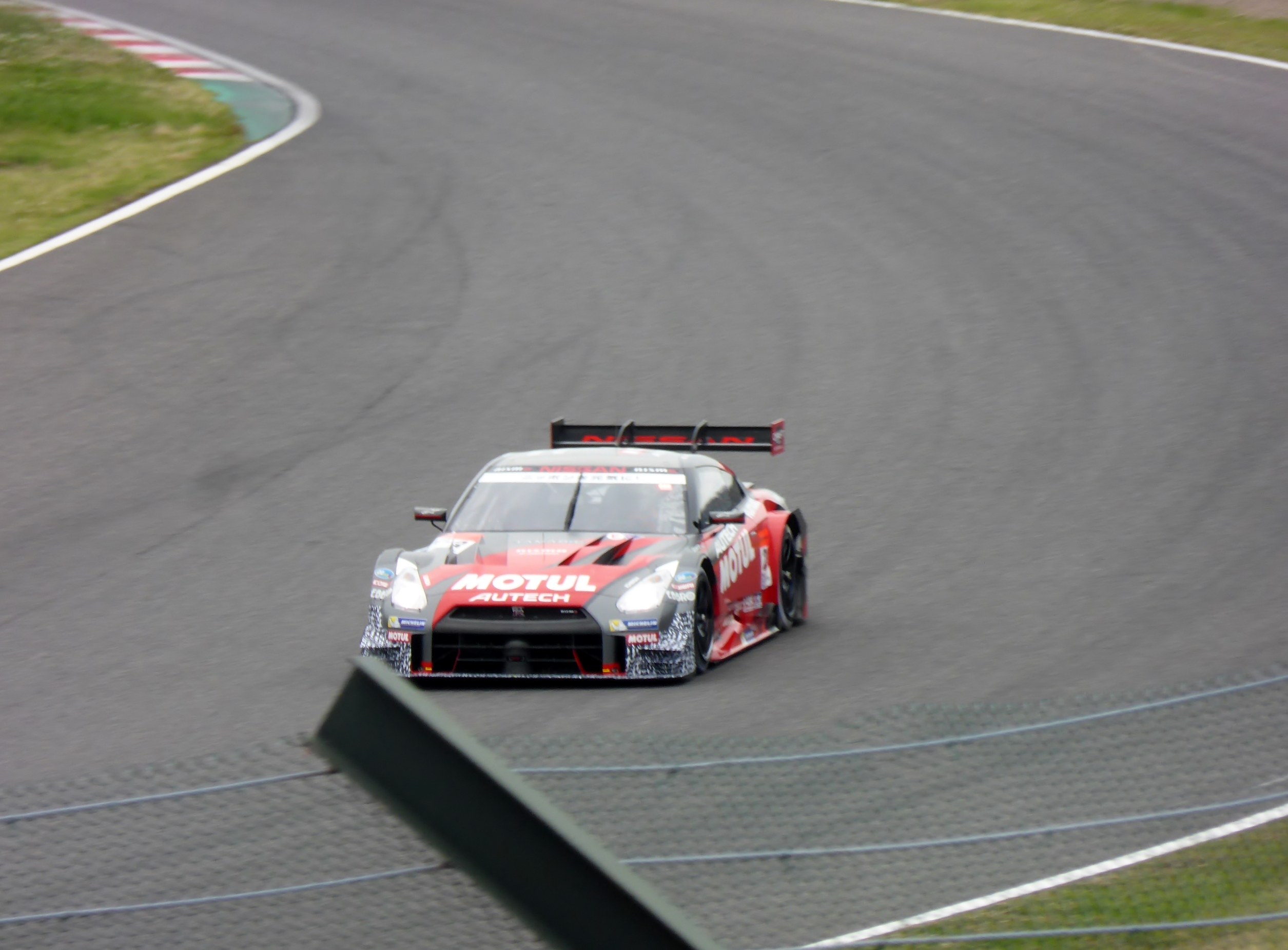 Die Michelin 24H SERIES feiert ihr Debüt auf dem Nürburgring Grand Prix Circuit